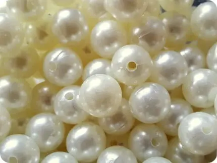 KORALIKI PEREŁKI 16 mm ECRU - 4 sztuki