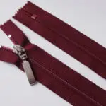 ZAMEK ŻYŁKOWY 18cm SPIRALA #5 - BORDOWY