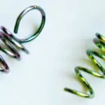 ZAWIESZKI DO BOMEK MULTICOLOR sprężynka