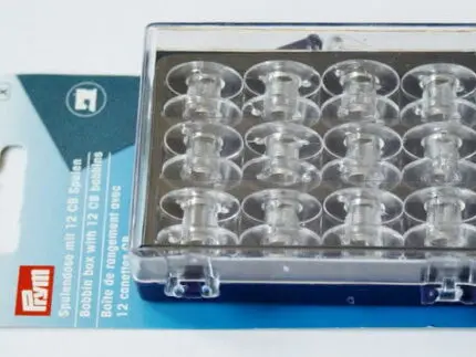 PUDEŁKO NA SZPULKI + 12 SZPULEK PRYM