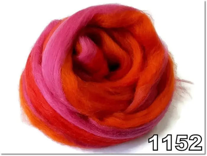 WEŁNA CZESANKOWA MULTICOLOR