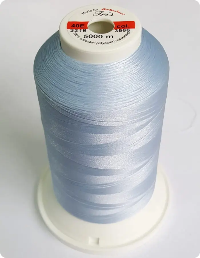 NICI IRIS 40E DO HAFTU MASZYNOWEGO 5000m, nr 3566 - błękitne