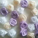 RÓŻYCZKI SATYNOWE  WZ 302 -  1,5 cm