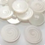 GUZIKI na stopce 30mm (GU72) 1szt