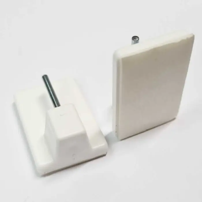 Haczyk samoprzylepny do zazdrostek