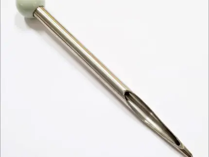 IGŁA do zaplatania SZNURKA 6,5mm (35432) PONY