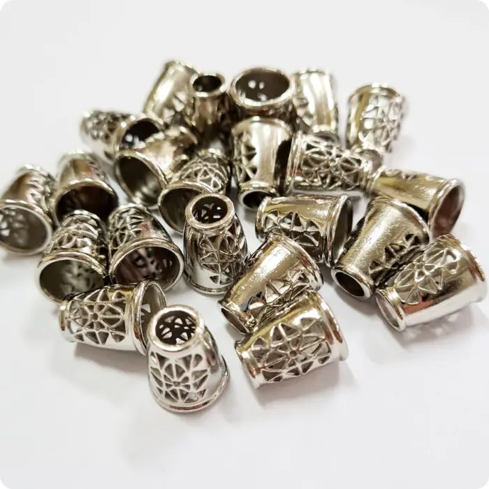 Końcówki do sznurków metalowe AŻUROWE