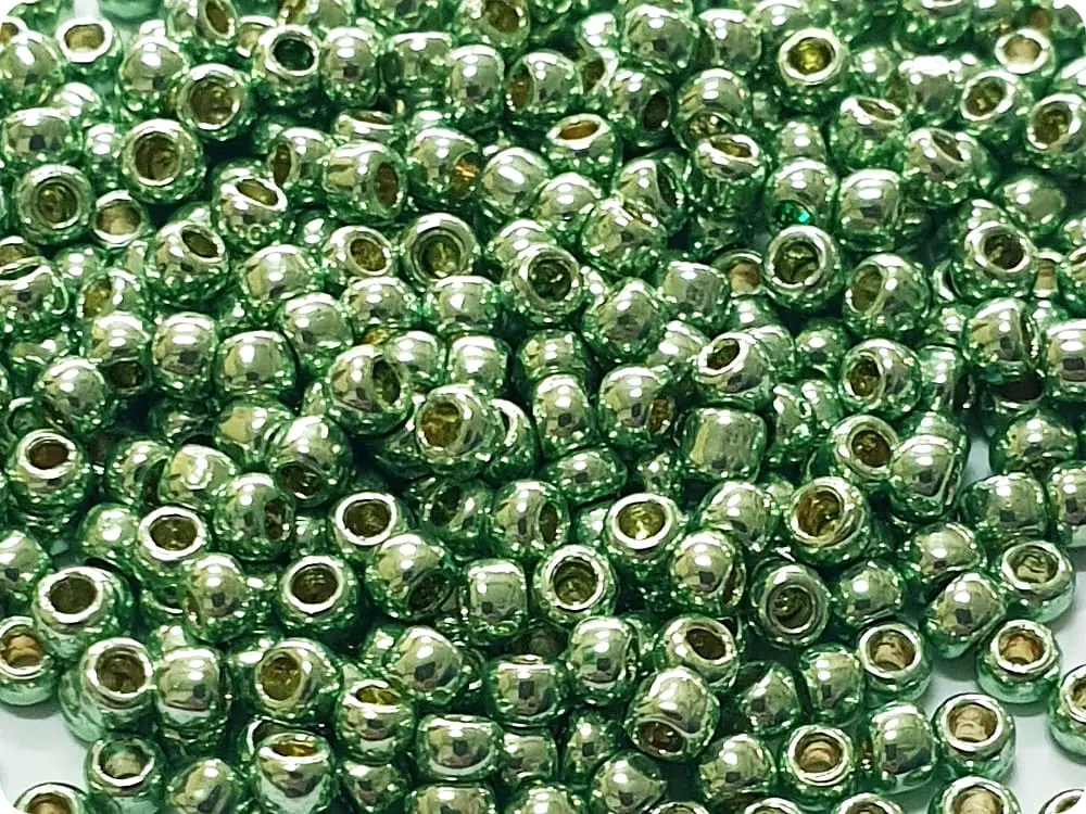 koraliki-toho-11-0-metallic-mint-green-pf570-10g KORALIKI TOHO 11/0 METALLIC mint green (PF570) 10g