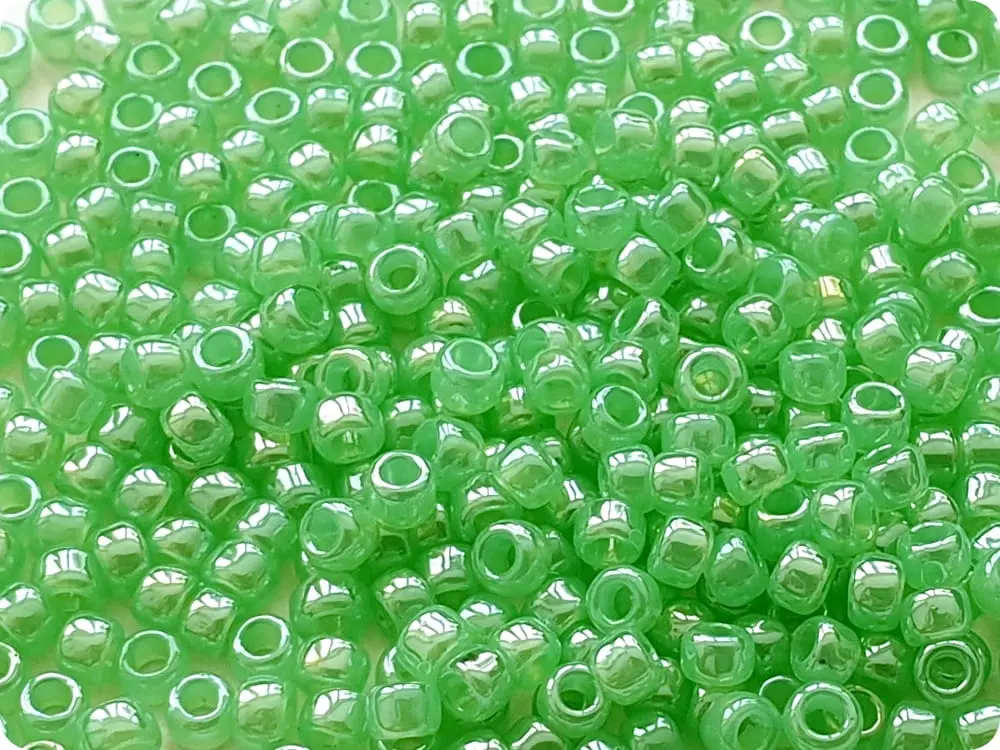 koraliki-toho-8-0-ceylon-celery-144-10-g KORALIKI TOHO 8/0 CEYLON celery (144) 10 g