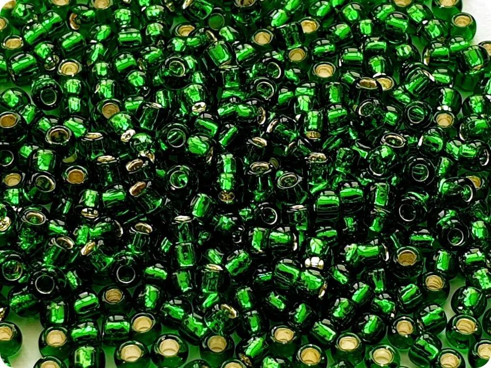 koraliki-toho-8-0-silver-lined-grass-green-27b KORALIKI TOHO 8/0 SILVER LINED grass green (27B)