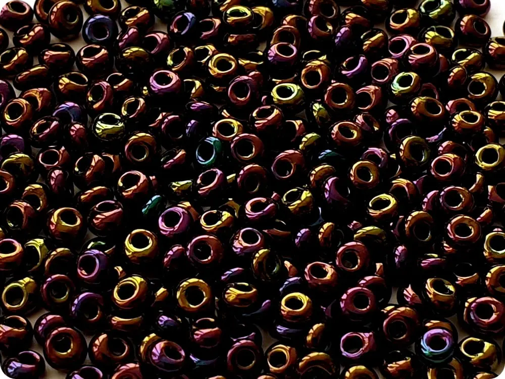 koraliki-toho-magatama-tm-03-metallic-iris-purple-85 KORALIKI TOHO magatama TM-03 METALLIC iris purple (85)