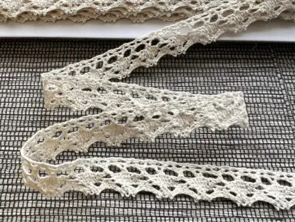 Koronka bawełniana 17mm NATURALNA (C035)