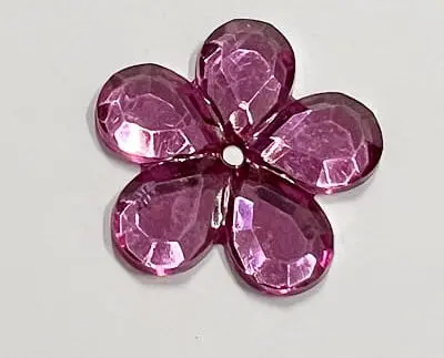 Kwiatek akrylowy 26mm AMARANTOWY