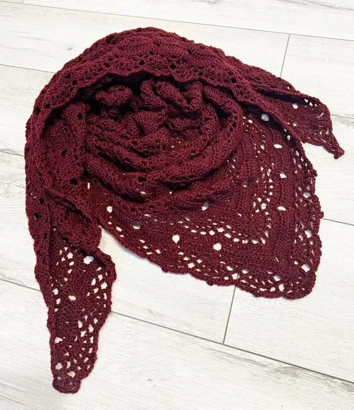 Ręcznie Robiona CHUSTA Bordowa