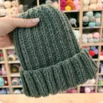 Ręcznie Robiona Czapka SZAROZIELONA