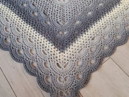 Ręcznie Robiona Szara CHUSTA XXL (1)