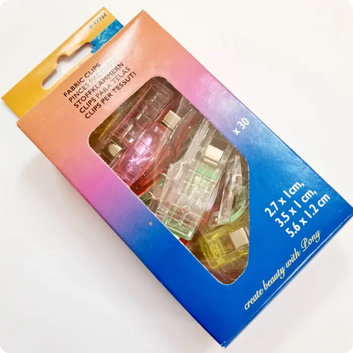 SPINACZE / KLIPSY DO TKANIN MIX - 30 sztuk (49902) PONY