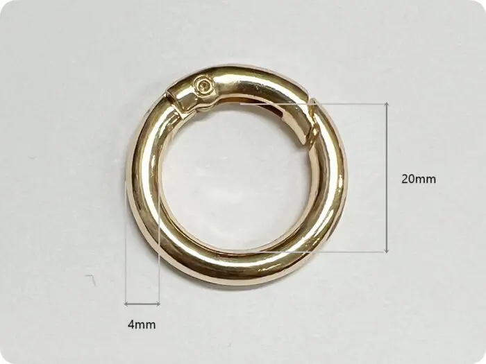 Szekle metalowe otwierane