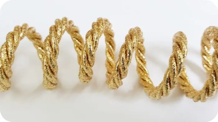 Sznurek ozdobny SKRĘCANY METALIZOWANY 9mm na metry