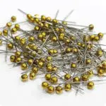 Szpilki ze złotą kuleczką 36mm