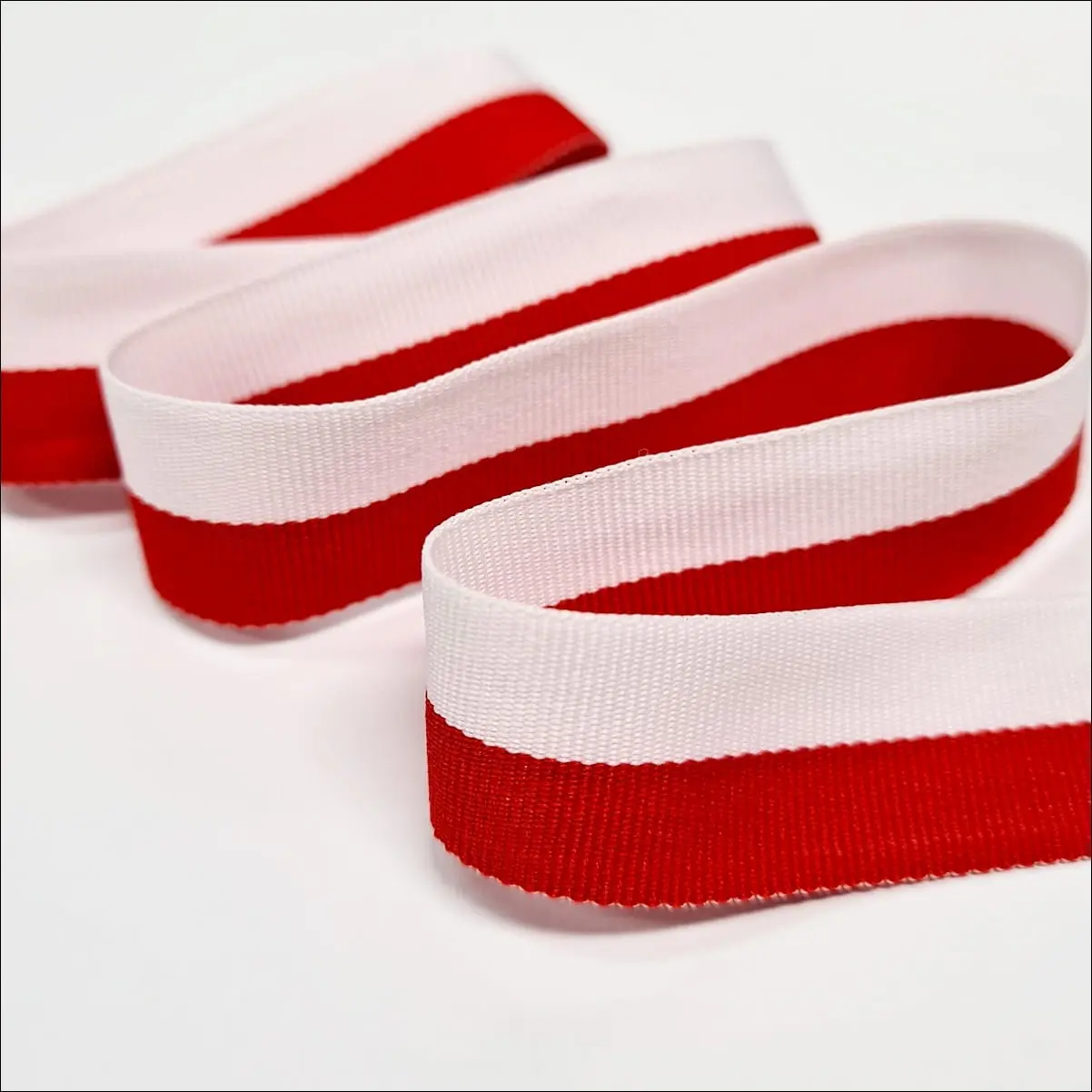 tasma-orderowa-bialo-czerwona-flaga-30mm Taśma ORDEROWA biało-czerwona FLAGA 30mm