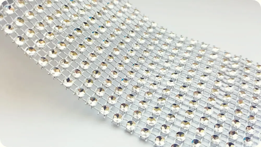 tasma-ozdobna-srebrna-szer-6-cm-imitacja-cyrkonii TAŚMA OZDOBNA SREBRNA szer. 6 cm, imitacja cyrkonii