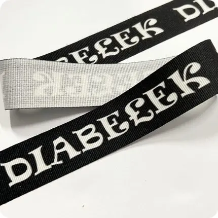 Taśma z napisem DIABEŁEK
