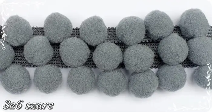 TAŚMA z POMPONAMI 4cm - opakowanie 10 metrów