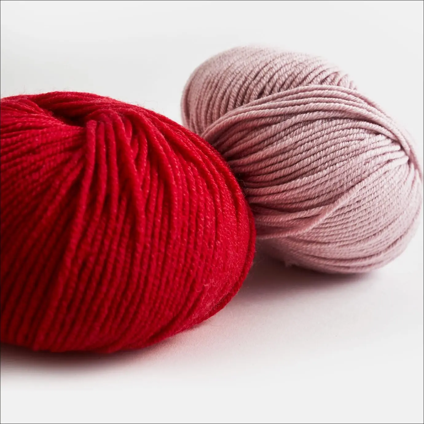 wloczka-dmc-hollie-50g-116m-kaszmir-welna-merino-jedwab Włóczka DMC HOLLIE 50g/116m kaszmir, wełna merino, jedwab