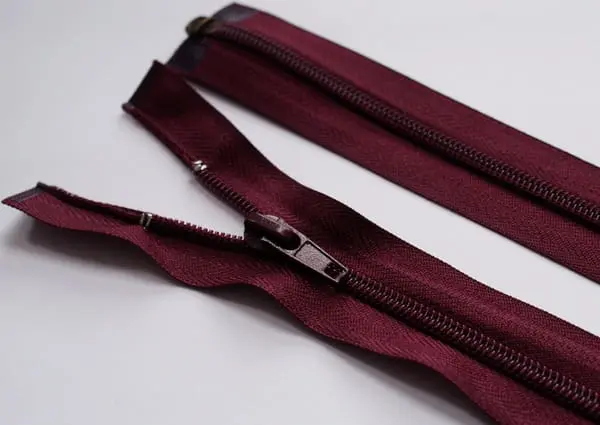 zamek-zylkowy-82cm-spirala-5-burgund ZAMEK ŻYŁKOWY 82cm SPIRALA #5 - BURGUND