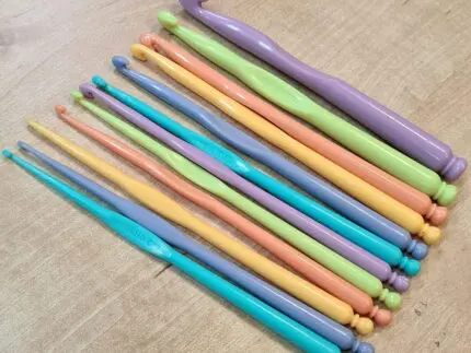 Zestaw SZYDEŁEK plastikowych 2-10mm