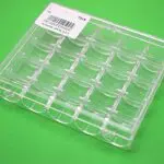 Pudełko na szpulki do maszyny