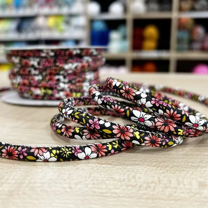 Rzemyk dekoracyjny w kwiatki - obrazek 2