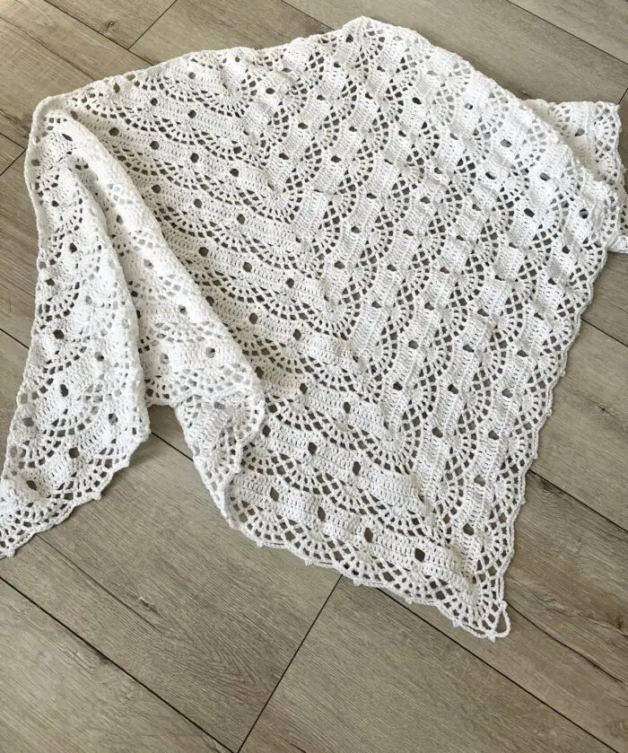 Ręcznie Robiona Chusta Ecru - obrazek 4