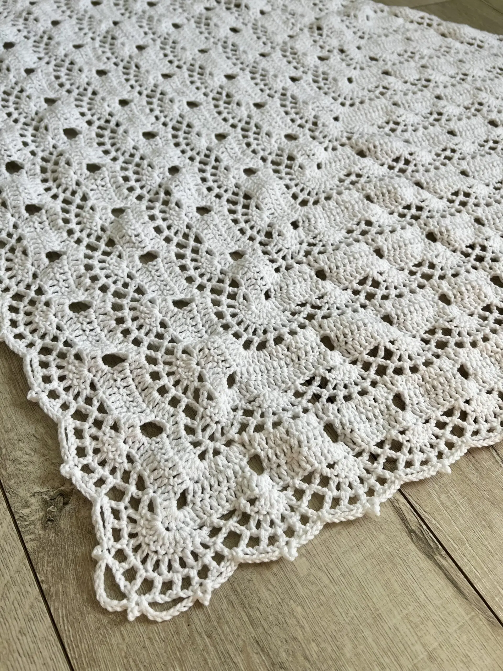 Chustaecru Ręcznie Robiona Chusta Ecru - obrazek 1