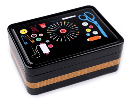 Przybornik do szycia w metalowej puszce