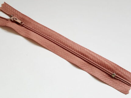 ZAMEK ŻYŁKOWY #3 SPIRALA 14 CM - PUDROWY RÓŻ