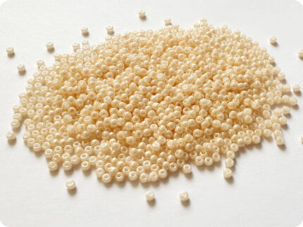 KORALIKI TOHO 11/0 OPAQUE Lt. beige (123) 10g