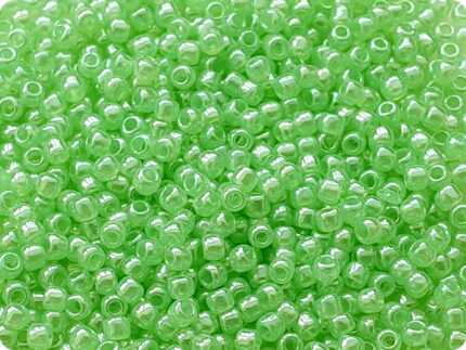 KORALIKI TOHO 11/0 CEYLON celery (144) 10 g