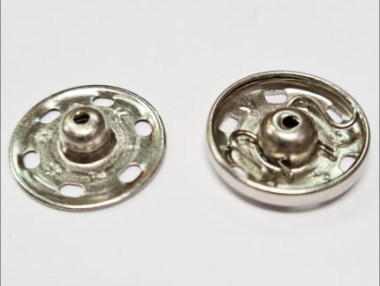 Zatrzaski metalowe 18mm (7) 1szt