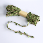 Jutowy sznurek z listkami